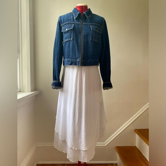 90s Levi's Dark Wash Cropped Jean Jacket - Picture 7 of 16